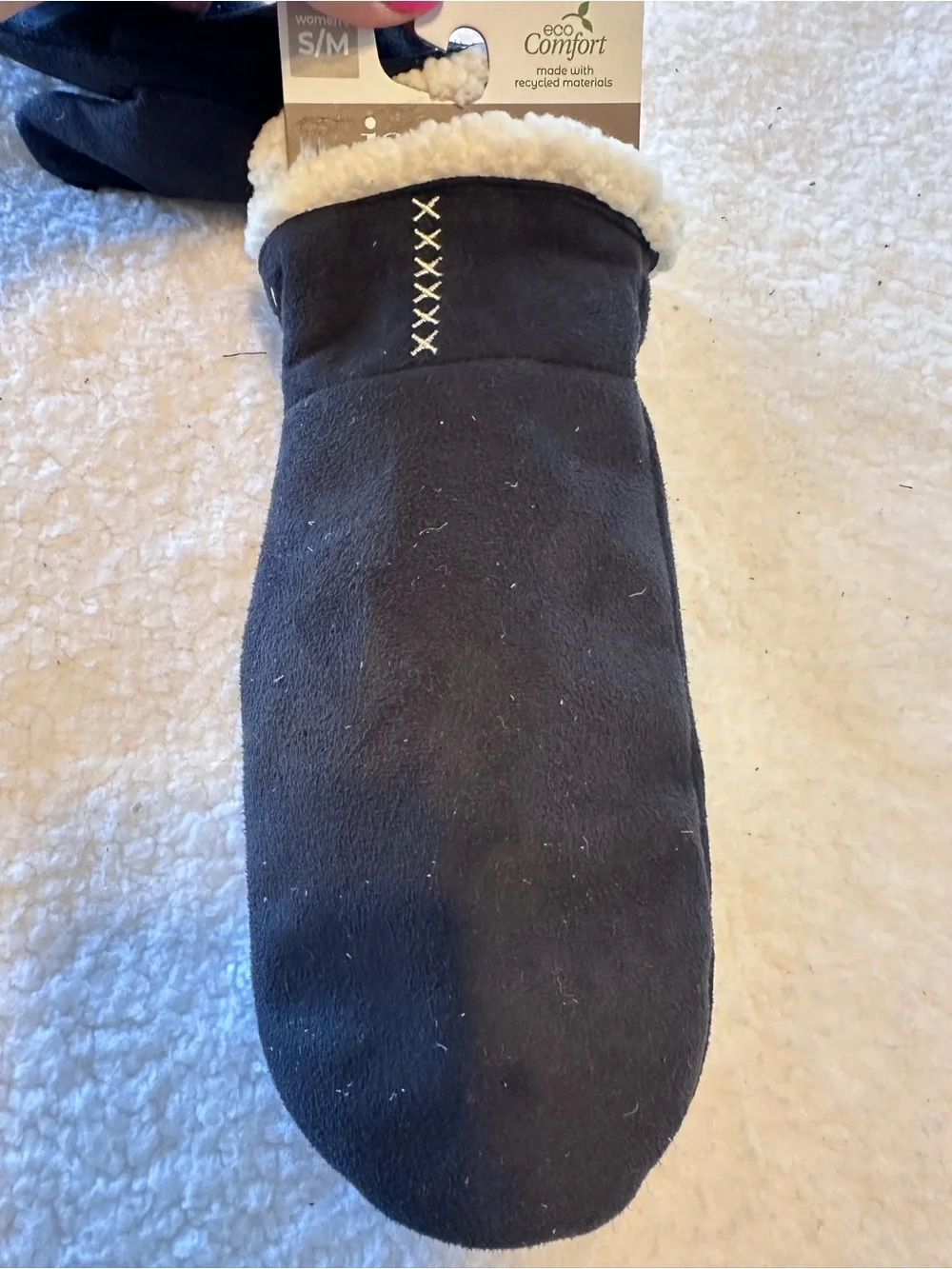 Black Isotoner Mittens